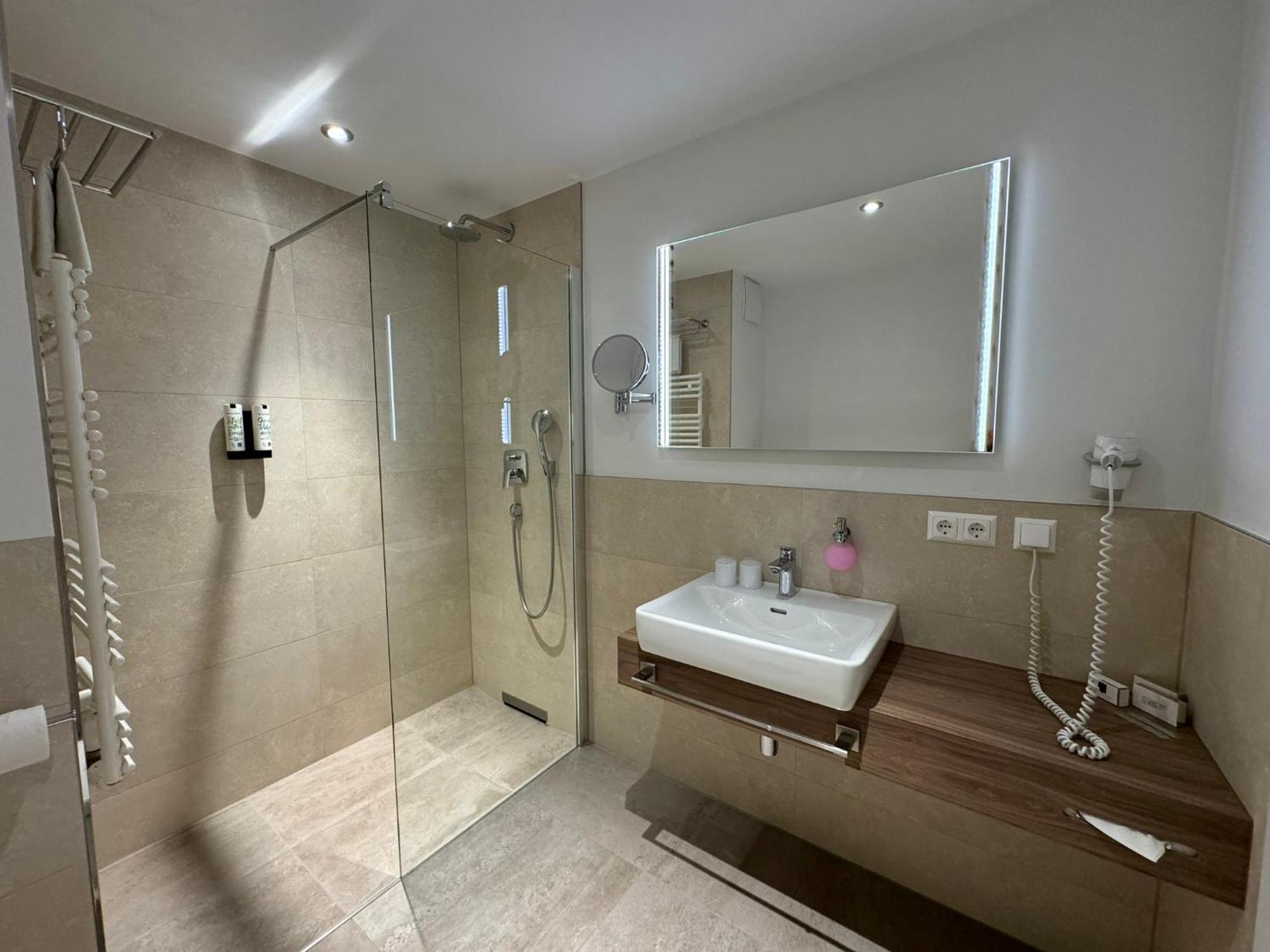 Fontane Hotel Schorfheide Rom bilde